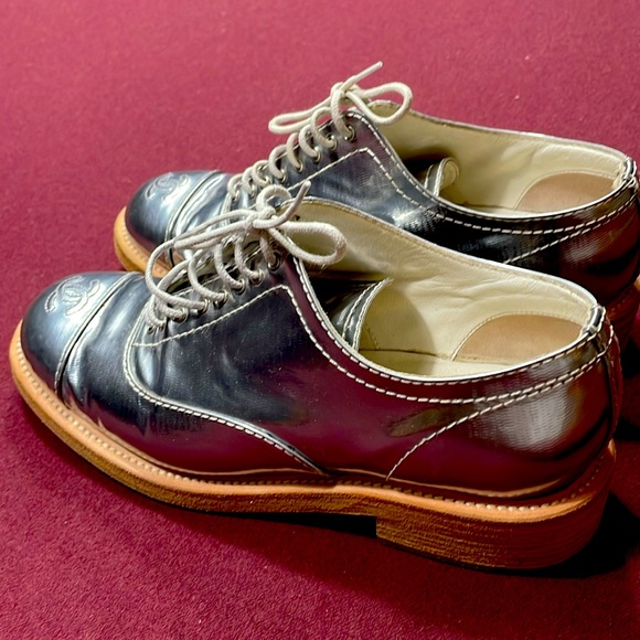 Chanel Silver size 38. Like new! - Picture 8 of 10